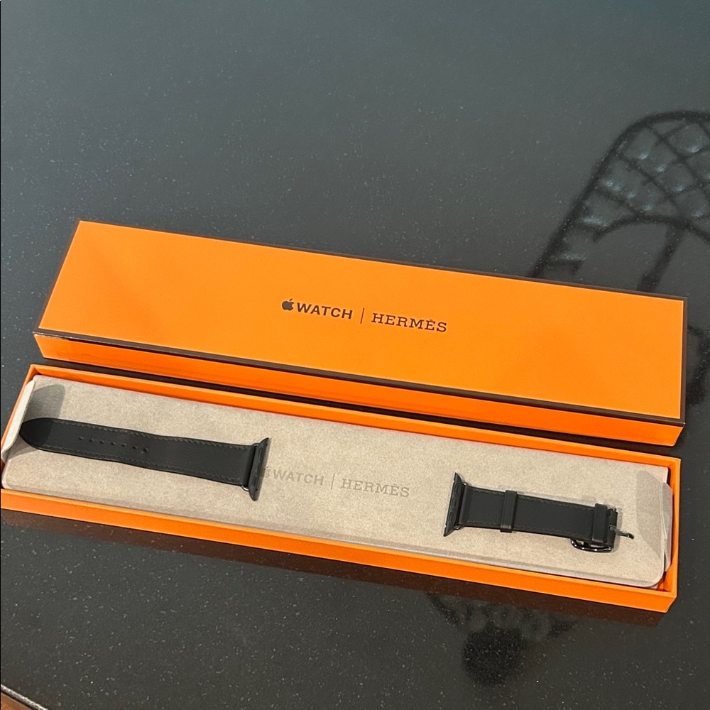 Hermès Black Apple Watch Band 41 MM